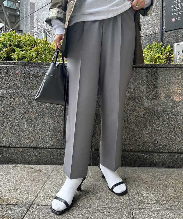 川口 恵さんの「BEAMS WOMEN｜」を使ったコーディネート