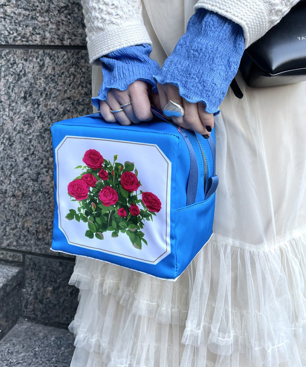 田中 里実さんの「BEAMS WOMEN｜BEAMS BOY / コットンナイロン アランカーディガン」を使ったコーディネート