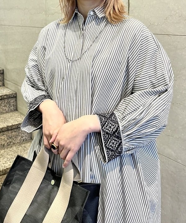 篠崎 香月さんの「BEAMS WOMEN｜VIOLAd’ORO / ジーノ メッシュ トートバッグ M」を使ったコーディネート