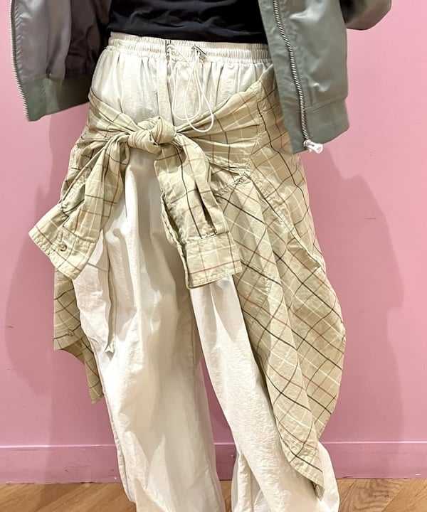 椎葉 未琴さんの「BEAMS WOMEN｜Dr.Martens / AUDRICK」を使ったコーディネート