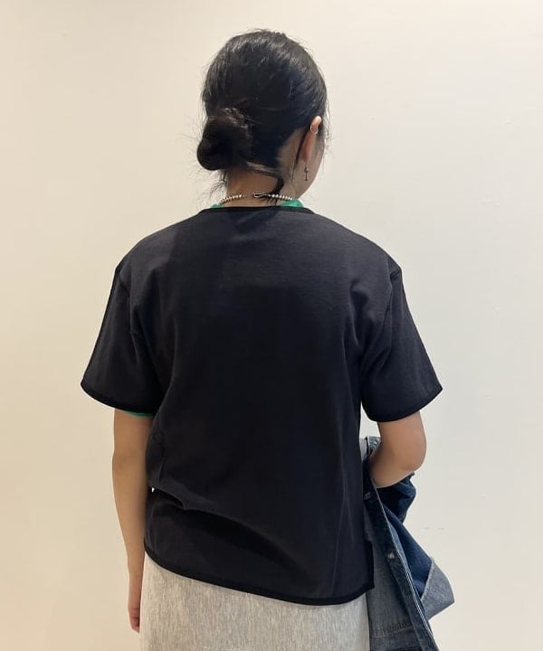 ミナミマリコさんの「BEAMS WOMEN｜ボーイ ベーシック Tシャツ」を使ったコーディネート