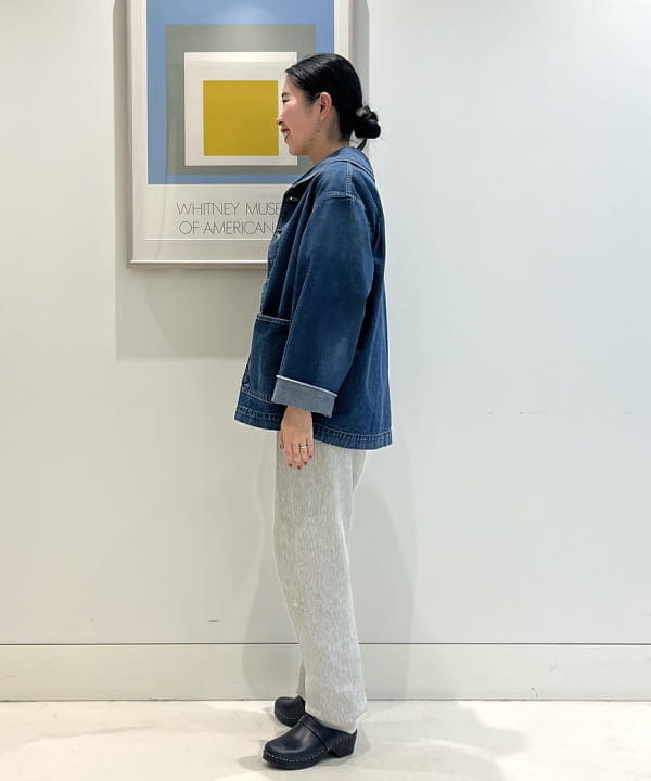 ミナミマリコさんの「BEAMS WOMEN｜ボーイ ベーシック Tシャツ」を使ったコーディネート