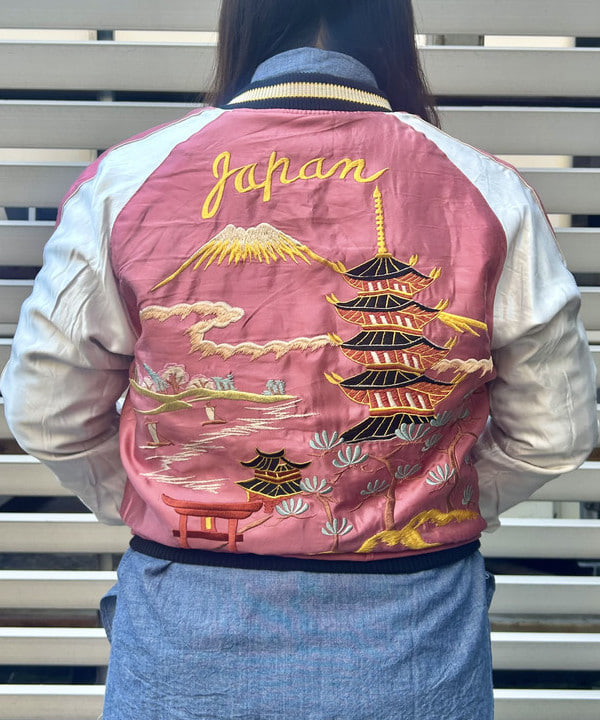 おとむさんの「BEAMS WOMEN｜【別注】BUZZ RICKSON'S / シャンブレー ロングスリーブ シャツ」を使ったコーディネート