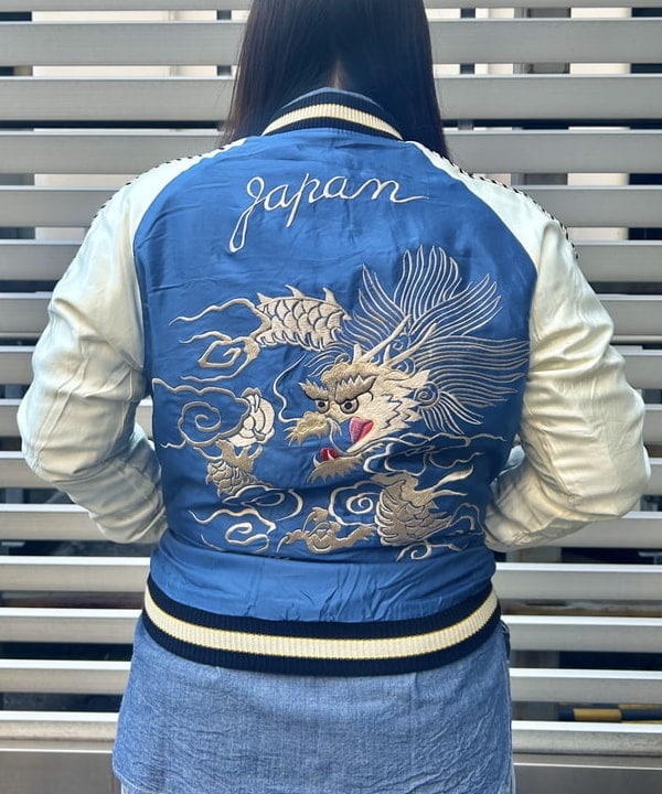 おとむさんの「BEAMS WOMEN｜【別注】BUZZ RICKSON'S / シャンブレー ロングスリーブ シャツ」を使ったコーディネート