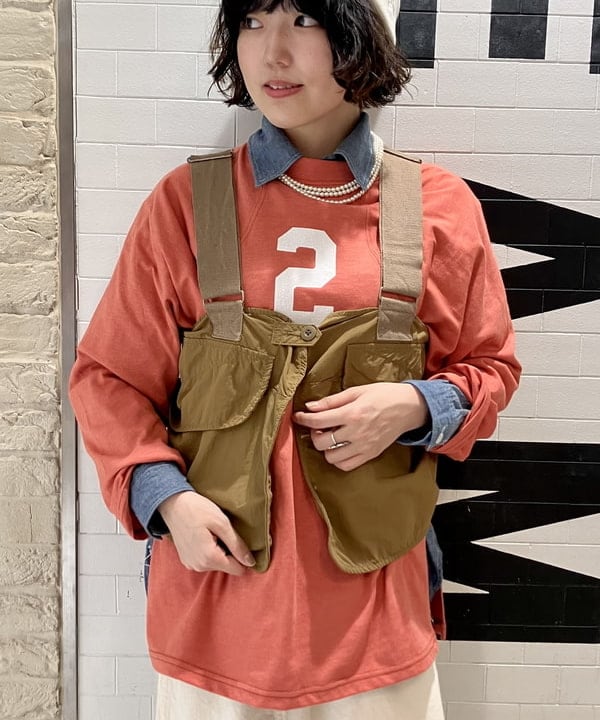 小原 もこさんの「BEAMS WOMEN｜【別注】BUZZ RICKSON'S / シャンブレー ロングスリーブ シャツ」を使ったコーディネート