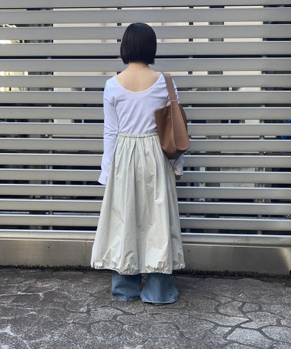 中川　ゆららさんの「BEAMS WOMEN｜Demi-Luxe BEAMS / バルーン コンビ ワンピース」を使ったコーディネート