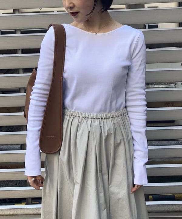 中川　ゆららさんの「BEAMS WOMEN｜Demi-Luxe BEAMS / バルーン コンビ ワンピース」を使ったコーディネート
