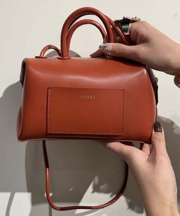 佐藤 亜美さんの「BEAMS WOMEN｜Otro Accesorio / フラワー リング」を使ったコーディネート