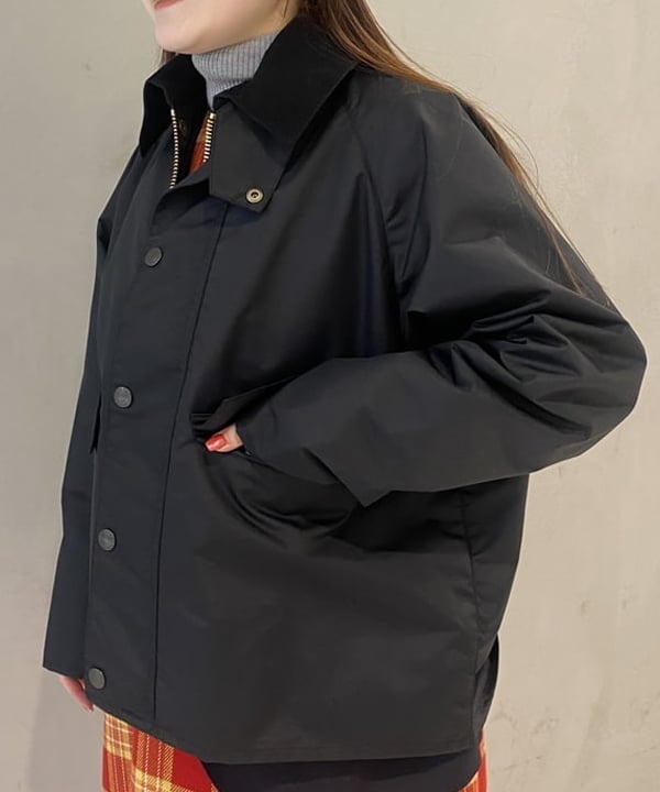 木村 海侑さんの「BEAMS WOMEN｜BEAMS BOY / 樹脂 パール ロング ネックレス」を使ったコーディネート