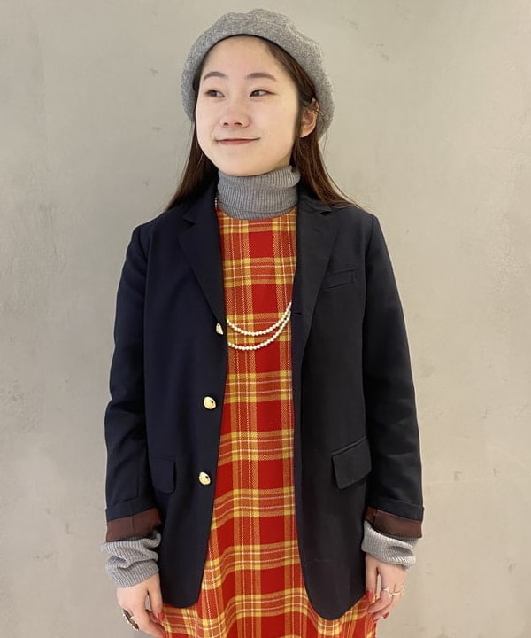 木村 海侑さんの「BEAMS WOMEN｜BEAMS BOY / 樹脂 パール ロング ネックレス」を使ったコーディネート