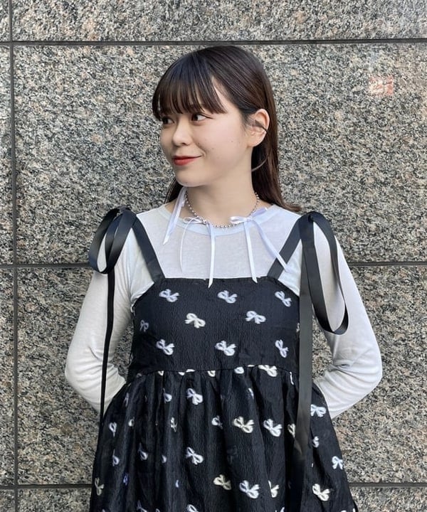 田中 里実さんの「BEAMS WOMEN｜テレコ リブ クルーネック トップス」を使ったコーディネート