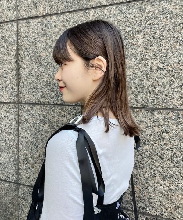 田中 里実さんの「BEAMS WOMEN｜テレコ リブ クルーネック トップス」を使ったコーディネート
