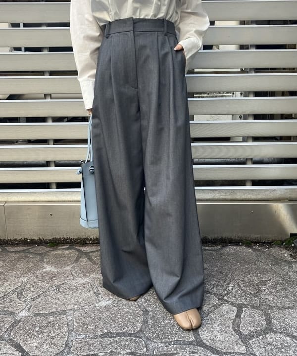 中川　ゆららさんの「BEAMS WOMEN｜」を使ったコーディネート