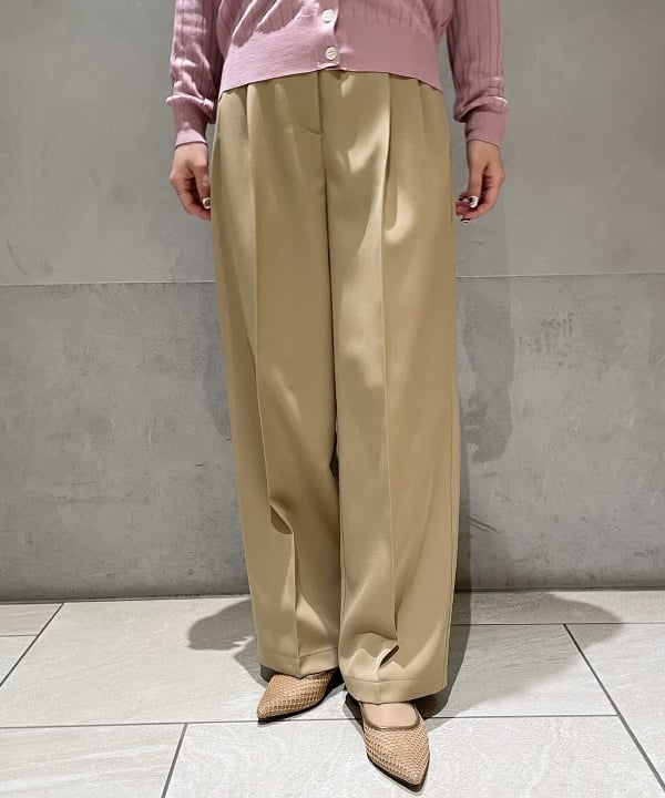 高木 菜央さんの「BEAMS WOMEN｜」を使ったコーディネート