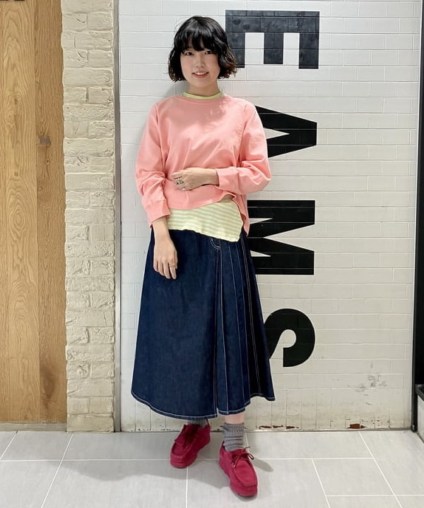 小原 もこさんの「BEAMS WOMEN｜Barbour / OVERSIZE PEACHED BEADALE CASUAL JACKET」を使ったコーディネート