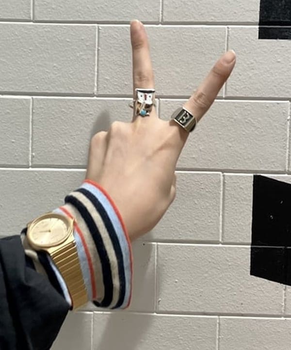 小原 もこさんの「BEAMS WOMEN｜【別注】BUZZ RICKSON'S / シャンブレー ロングスリーブ シャツ」を使ったコーディネート