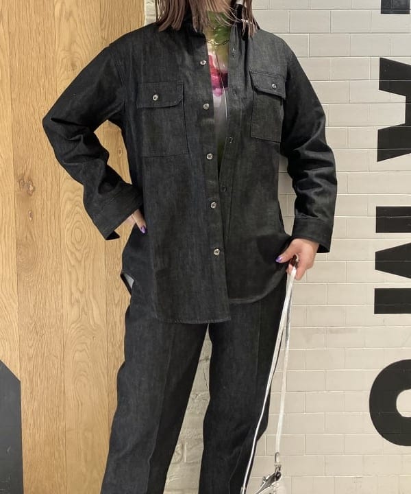 CHIHIROさんの「BEAMS WOMEN｜GIANNI CHIARINI / CAMILLA メタリック レザートートバッグ」を使ったコーディネート