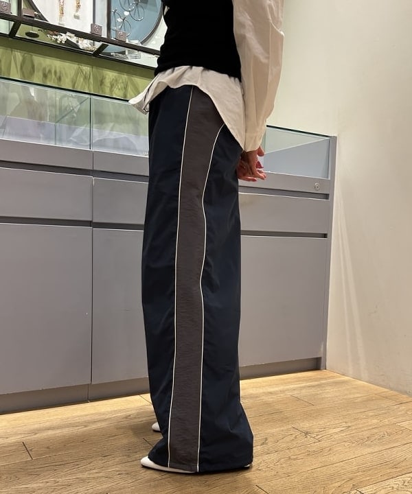 ayaneさんの「BEAMS WOMEN｜Ray BEAMS / ポインテッド ベルト ミュール」を使ったコーディネート