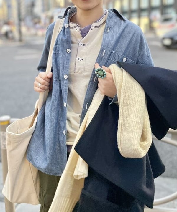 SHINAGAWAさんの「BEAMS WOMEN｜【別注】BUZZ RICKSON'S / ポプリン アーミーパンツ」を使ったコーディネート