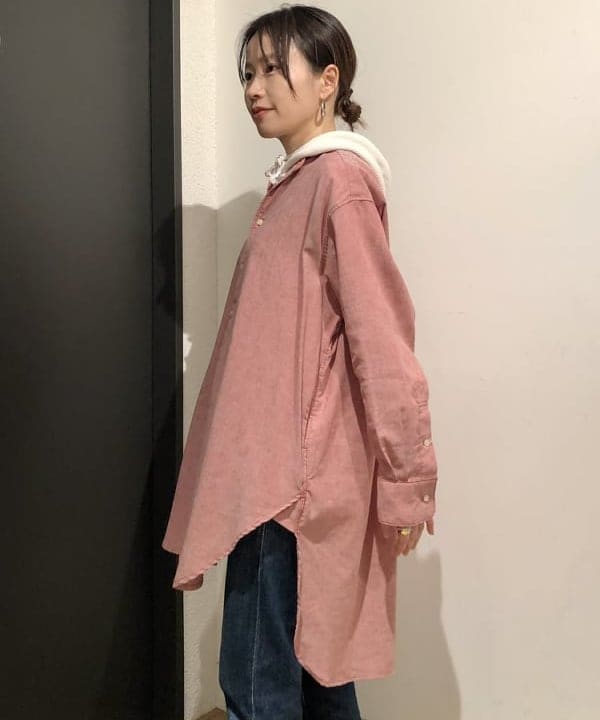 おはぎ(萩原)さんの「BEAMS WOMEN｜CLARKS ORIGINALS / Wallabee Boot GTX 23SS」を使ったコーディネート