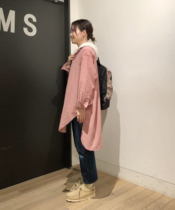 おはぎ(萩原)さんの「BEAMS WOMEN｜CLARKS ORIGINALS / Wallabee Boot GTX 23SS」を使ったコーディネート