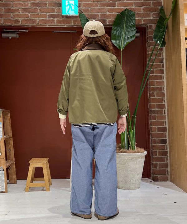 エノモト アミさんの「BEAMS WOMEN｜BEAMS BOY / シャンブレー ペインター パンツ」を使ったコーディネート