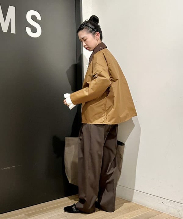 佐藤 美樹さんの「BEAMS WOMEN｜les bon bon / ヴィクトリア ネックレス ゴールド」を使ったコーディネート