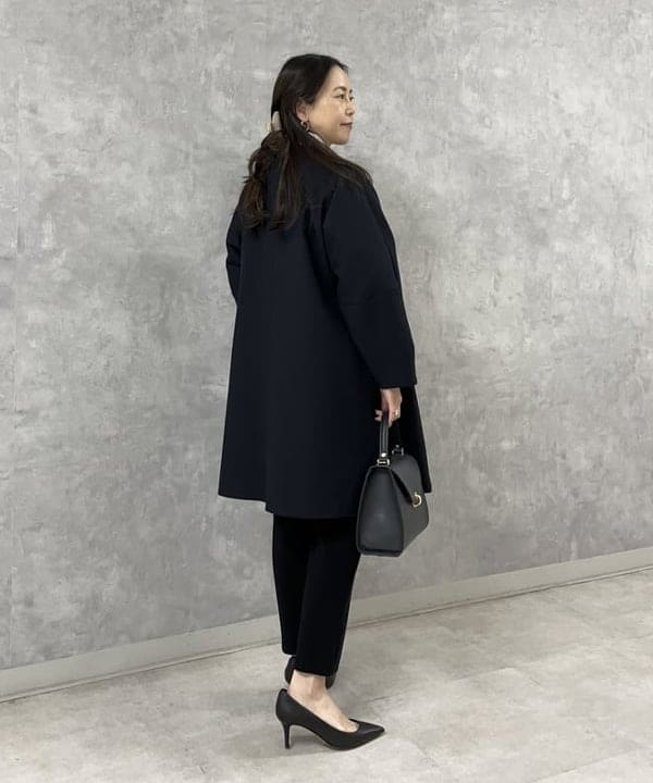 関 桂子さんの「BEAMS WOMEN｜GIANNI NOTARO / 別注 フラップ ハンドバッグ」を使ったコーディネート