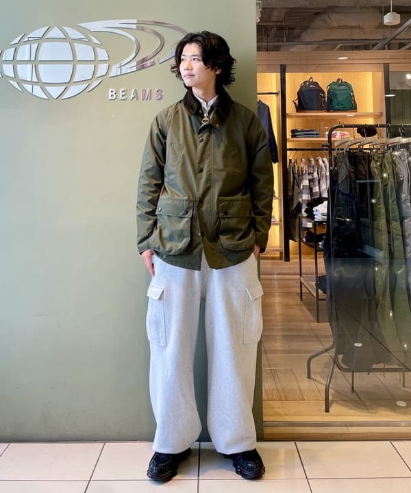 佐藤 大斗さんの「BEAMS WOMEN｜Barbour / 別注 BEDALE New Barbour Tech Classic Fit 24」を使ったコーディネート