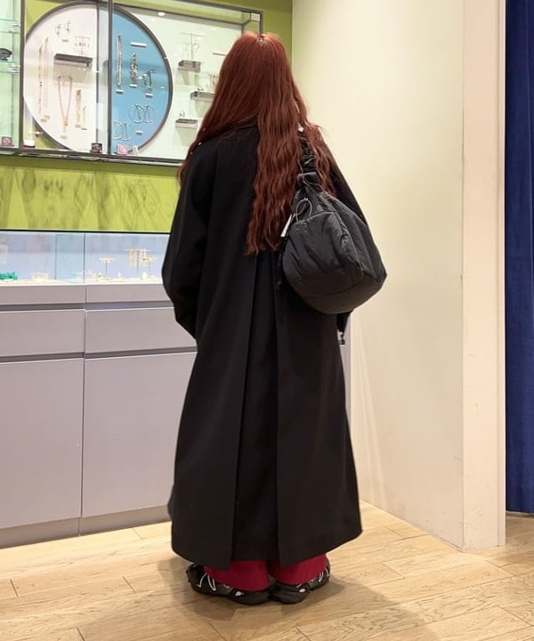オカベ　アヤカさんの「BEAMS WOMEN｜PUMA × Ray BEAMS / 別注 T7 スカート」を使ったコーディネート