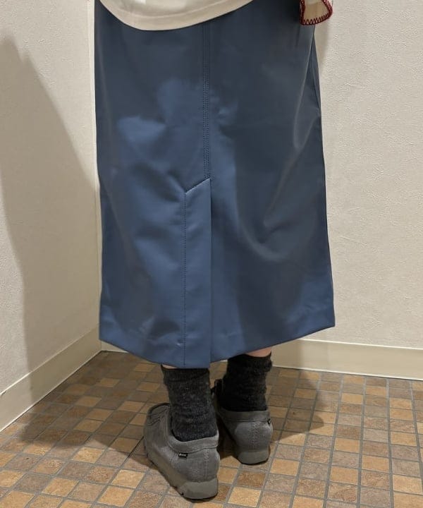 サワイさんの「BEAMS WOMEN｜maturely / Fake Leather Work Skirt」を使ったコーディネート