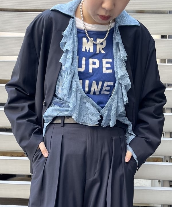 ミナミマリコさんの「BEAMS WOMEN｜maturely / 2Way Stretch Tuck Slacks」を使ったコーディネート