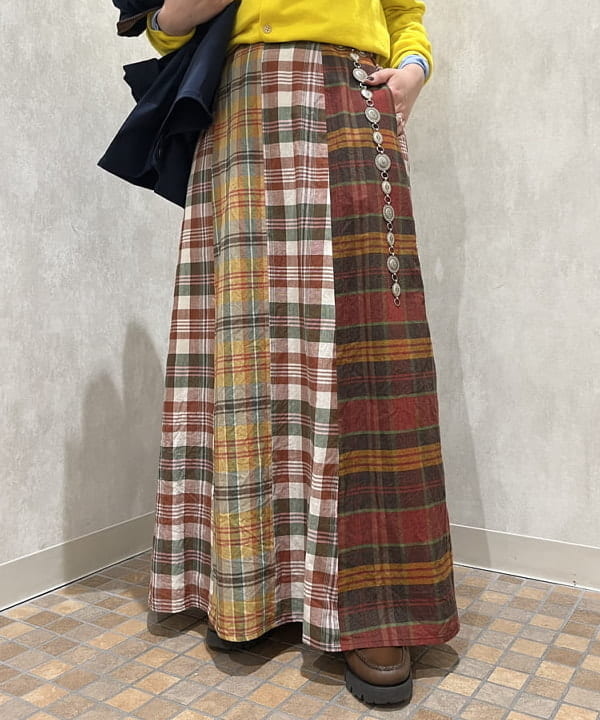 るーたまさんの「BEAMS WOMEN｜BEAMS BOY / BBロゴ ショップバック」を使ったコーディネート