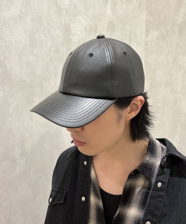 平柳 楓馬さんの「BEAMS WOMEN｜BEAMS / ビッグ 6ポケット カーゴパンツ」を使ったコーディネート