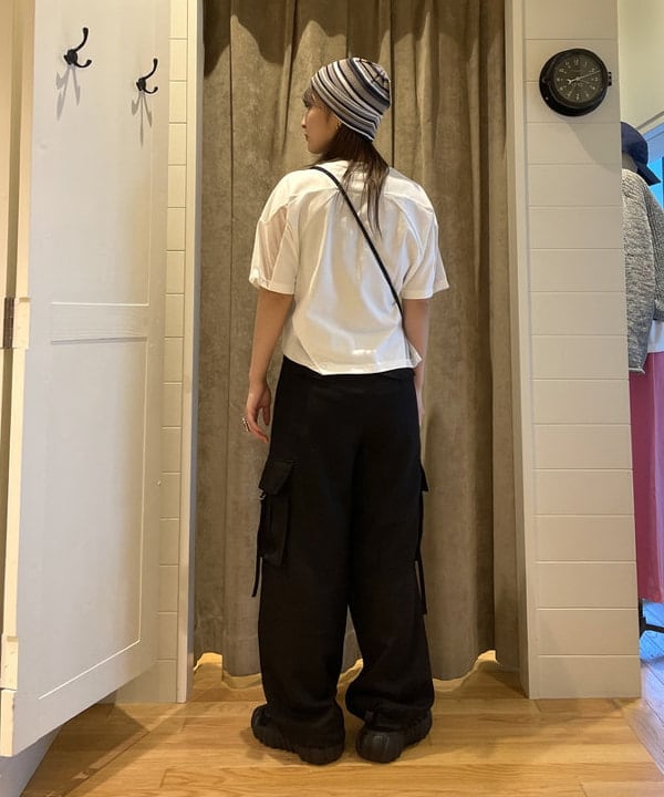 松本 佳菜子さんの「BEAMS WOMEN｜Otro Accesorio / フラワー リング」を使ったコーディネート