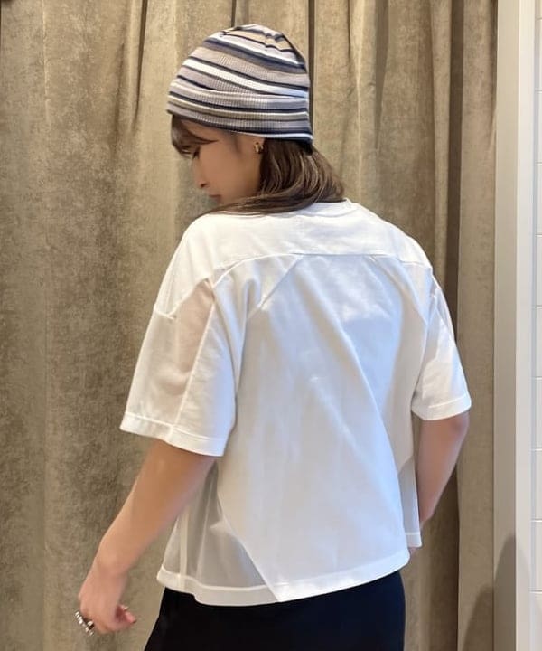 松本 佳菜子さんの「BEAMS WOMEN｜Otro Accesorio / フラワー リング」を使ったコーディネート