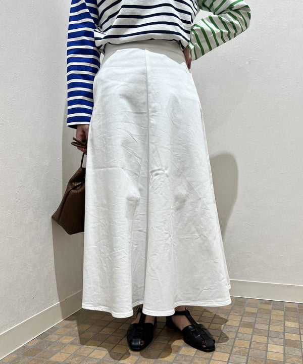 篠崎 香月さんの「BEAMS WOMEN｜」を使ったコーディネート