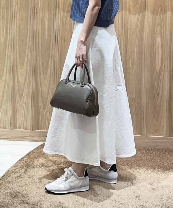 関 桂子さんの「BEAMS WOMEN｜MR MITTENS / THEO レースポロニット」を使ったコーディネート