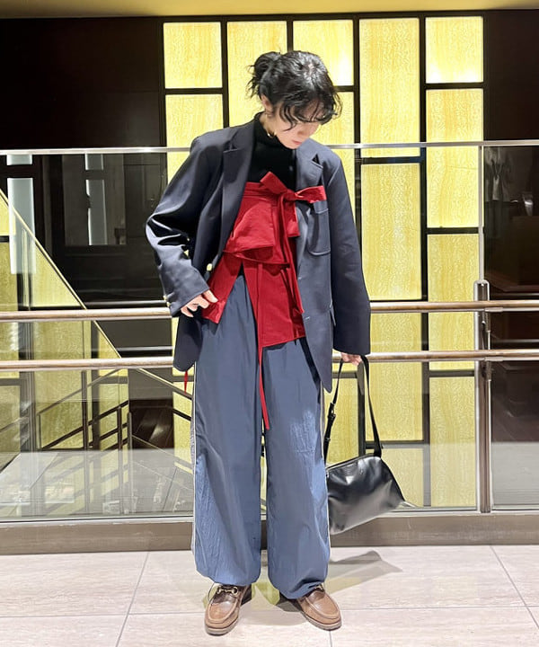 kigoさんの「BEAMS WOMEN｜Ray BEAMS / パイピング トラック パンツ」を使ったコーディネート