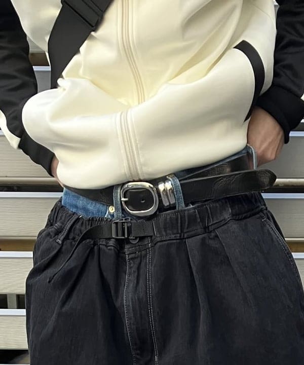 ホサカさんの「BEAMS WOMEN｜XS BAGGAGE × BEAMS / 別注 BodyBag」を使ったコーディネート