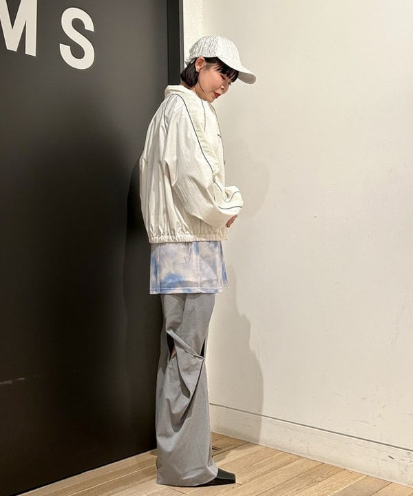 早川 萌子さんの「BEAMS WOMEN｜Ray BEAMS / ベルテッド ビスチェ」を使ったコーディネート