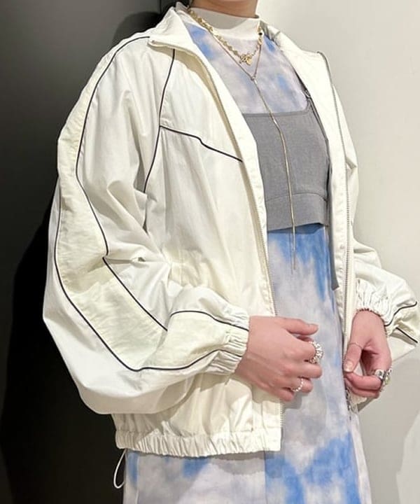 早川 萌子さんの「BEAMS WOMEN｜Ray BEAMS / ベルテッド ビスチェ」を使ったコーディネート