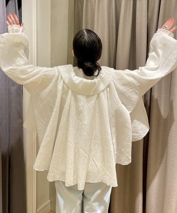 コウリキ　マミさんの「BEAMS WOMEN｜L.L.Bean × BEAMS PLUS ＆ BEAMS BOY / Deep Bottom Deluxe Boat and Tote Mini」を使ったコーディネート