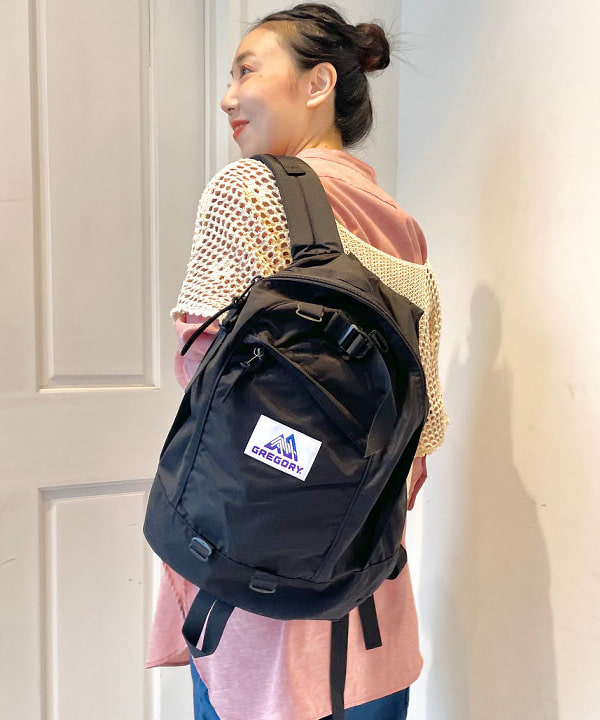 おのすさんの「BEAMS WOMEN｜BEAMS BOY / ポリエステルリネン ビッグ シャツワンピース」を使ったコーディネート