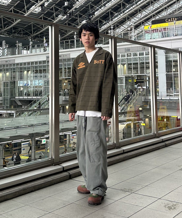 トップス UMBRO BOTT. Pullover Shirt beams bott umbro Pullover Shirt olive M