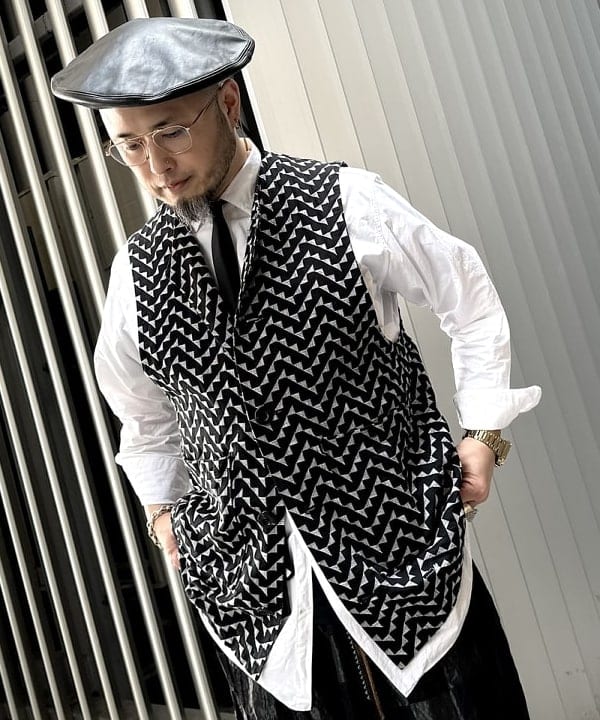 林 義人さんの「BEAMS PLUS / REG Collar 120/3 Broad Classic Fit」を使ったコーディネート