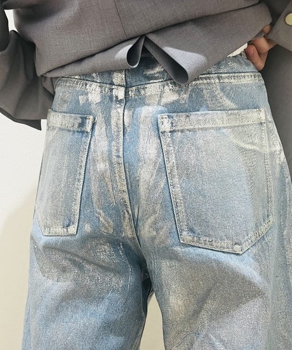 ひるてぃさんの「BEAMS WOMEN｜Ray BEAMS / 箔プリント デニムパンツ」を使ったコーディネート