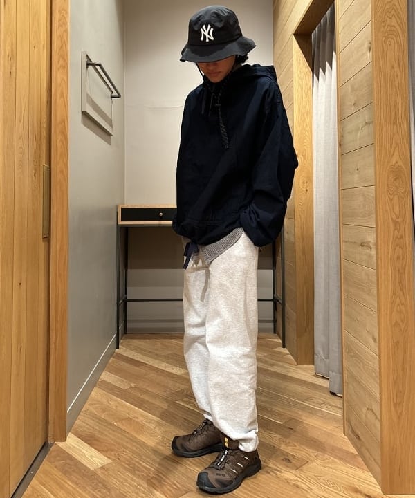 Rintaroさんの「BEAMS WOMEN｜BEAMS PLUS / MIL Smock Indigo Rip Stop」を使ったコーディネート