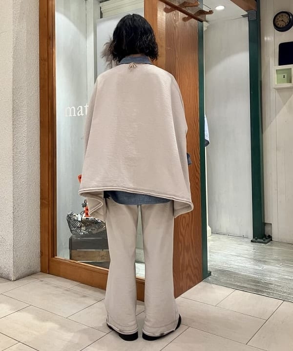 小原 もこさんの「BEAMS WOMEN｜【別注】BUZZ RICKSON'S / シャンブレー ロングスリーブ シャツ」を使ったコーディネート