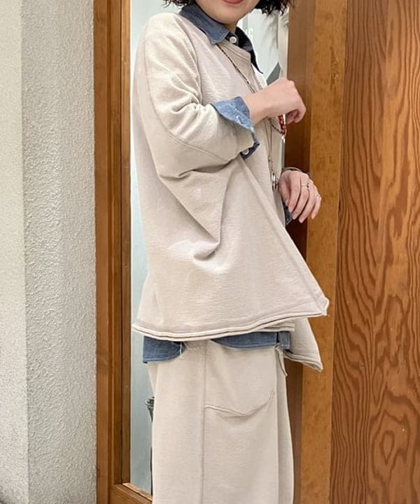 小原 もこさんの「BEAMS WOMEN｜【別注】BUZZ RICKSON'S / シャンブレー ロングスリーブ シャツ」を使ったコーディネート